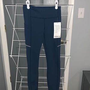 Lululemon Speed Up NWT “Night Diver”
